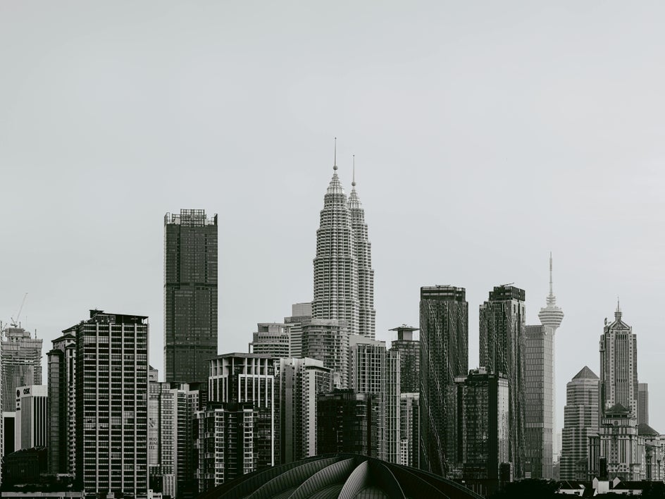 Before applying Stenciler effect to cityscape