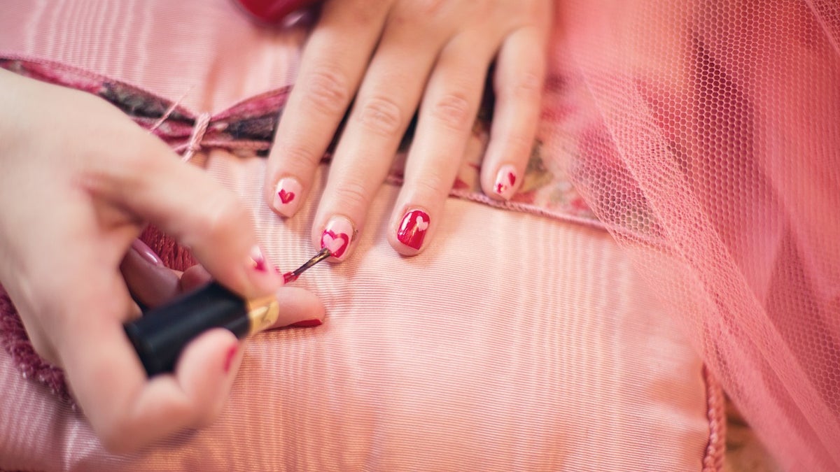 5 Photo Tips For Your Nail Art (Plus, A Lazy-Girl Mani How-To!) | Learn  BeFunky