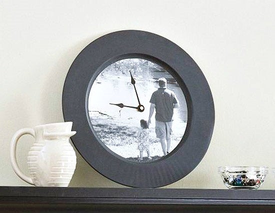 Photo Clock via Better Homes & Gardens