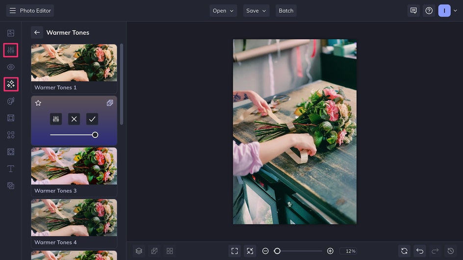 Edit and Effects tabs in the Photo Editor highlighted for creating a signature look