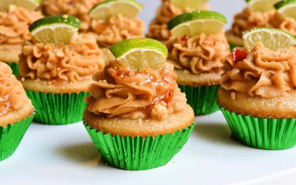 pad thai cupcakes by The Vegan Roadie