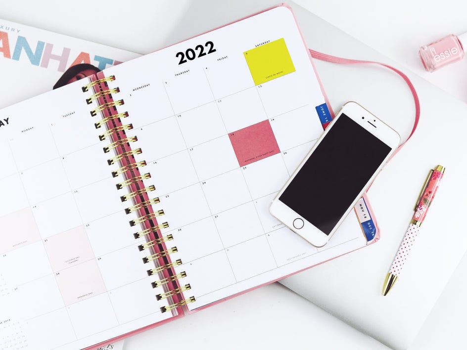 small biz social media tips content calendar