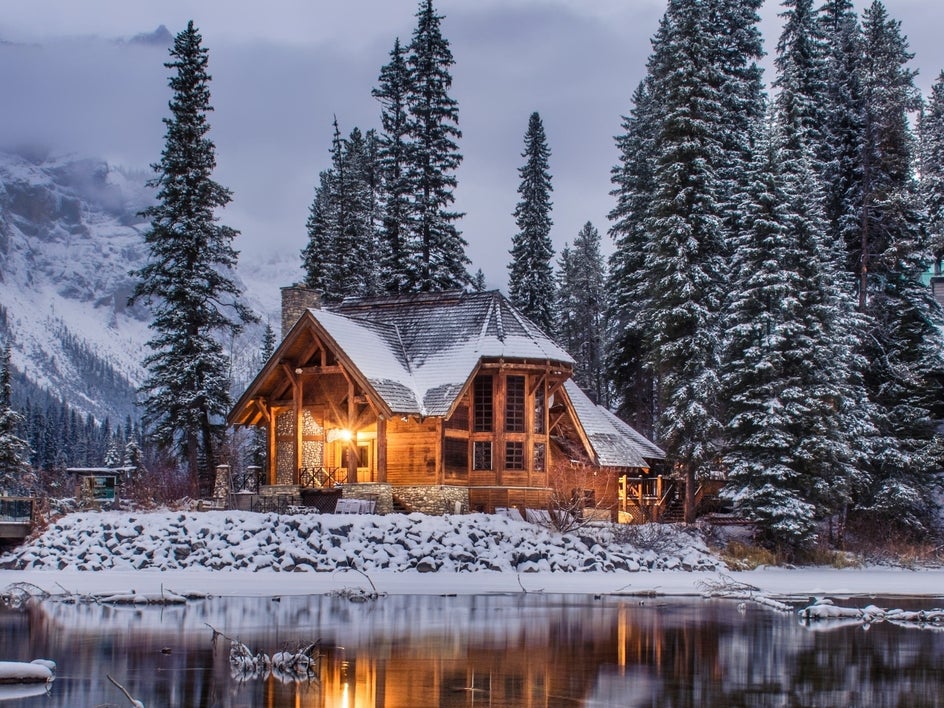 cabin winter photography