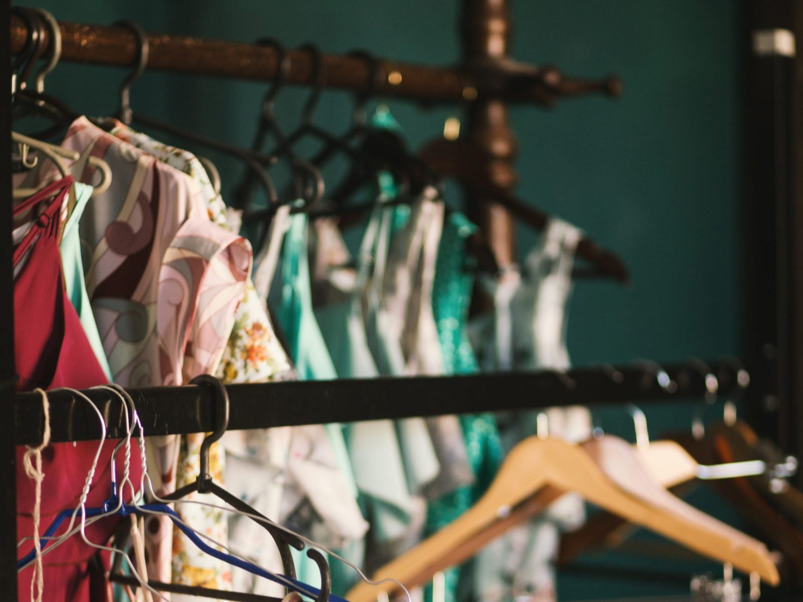 Selling Like a Pro Our Top 5 Poshmark Tips for Success Learn BeFunky