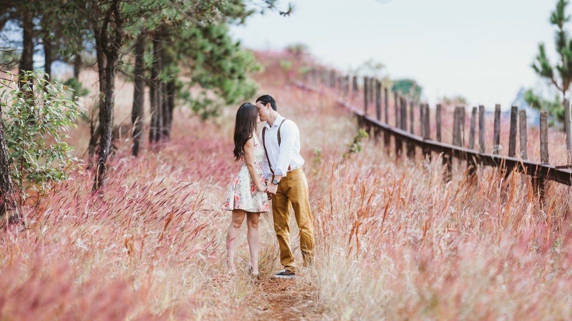 featured engagement photo