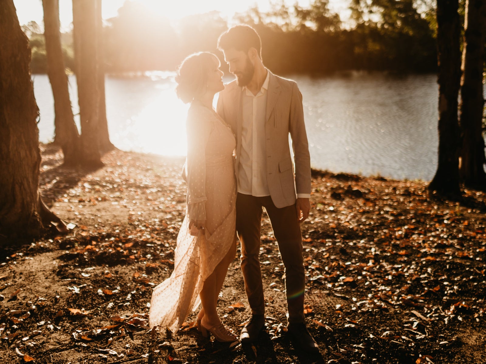 7 Unique Fall Photoshoot Ideas to Try This Season | Learn BeFunky