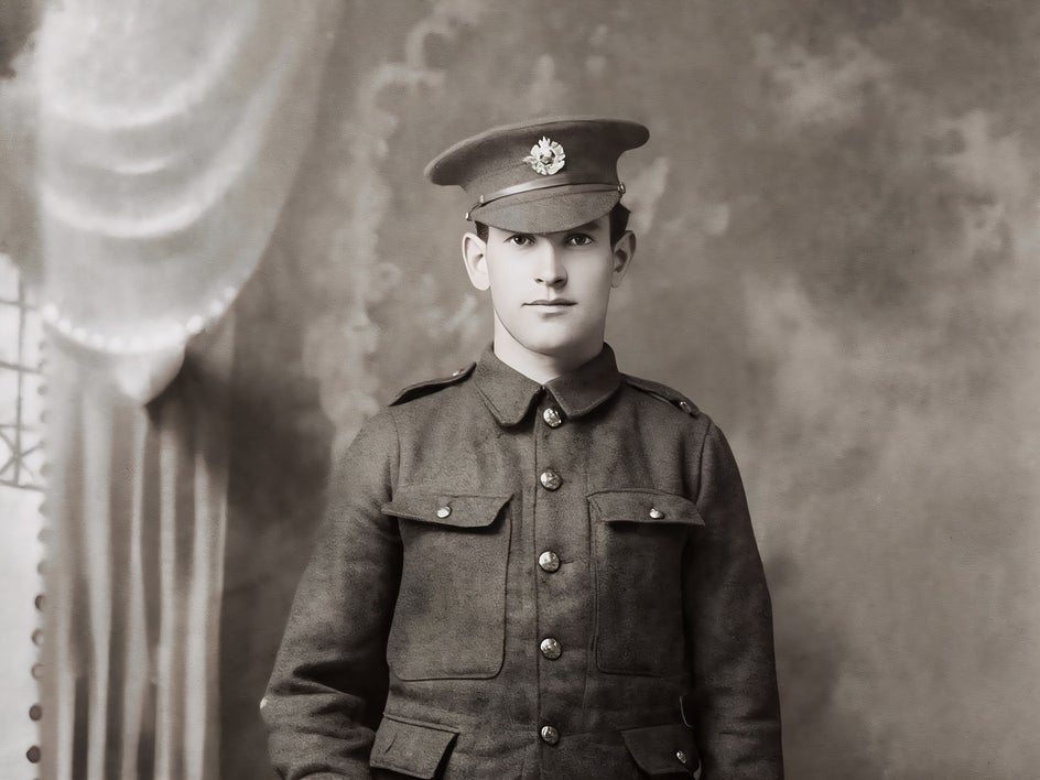 restore-damaged-old-photos-remove-scratches-after