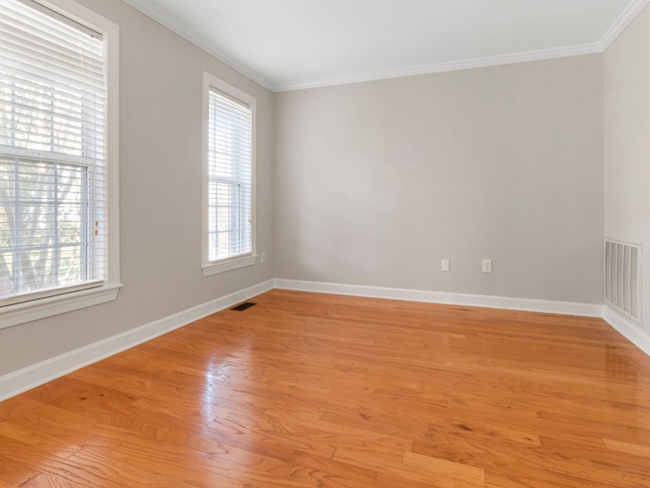 Staging a vacant room using AI photo editing with BeFunky